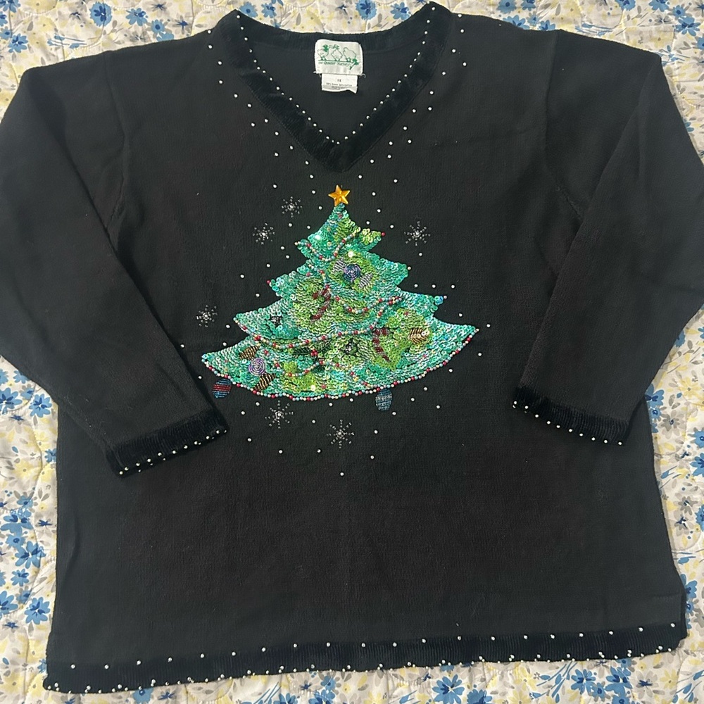 Vintage Festive Black Christmas Tree Kids Top 1xl size